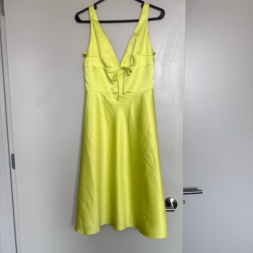 David Meister Lime Green Tie Front Dress Size 4